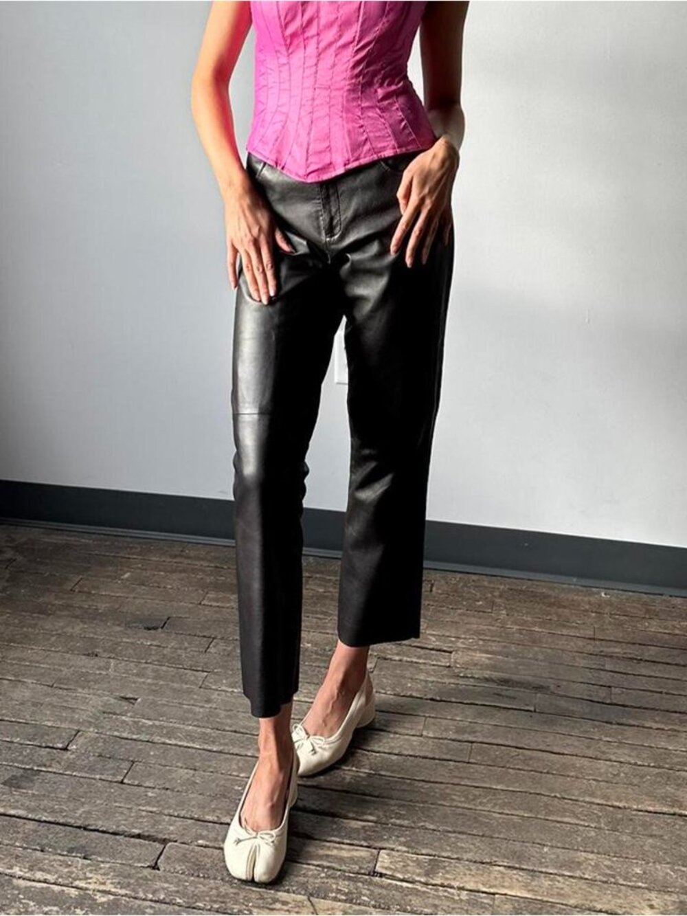 VINTAGE 1990’S CHOCOLATE BROWN CALVIN KLEIN LEATHER PANTS (S)